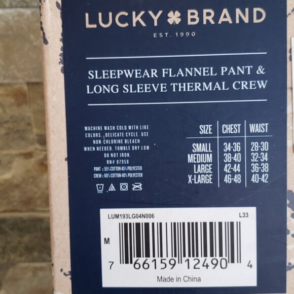 Hawke & Co. Men's 2 Piece Pajamas - Picture 5 of 6